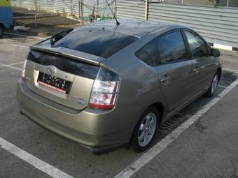 2005 Toyota Prius Pictures