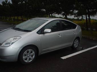 2005 Toyota Prius Photos