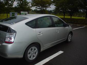 2005 Toyota Prius Photos