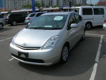 2005 Toyota Prius Photos