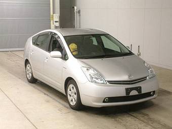 2006 Toyota Prius Pics
