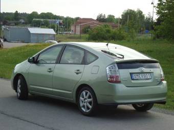 2006 Toyota Prius Pics