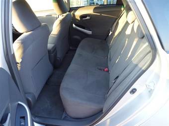 2010 Toyota Prius Photos