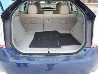 2010 Toyota Prius Photos