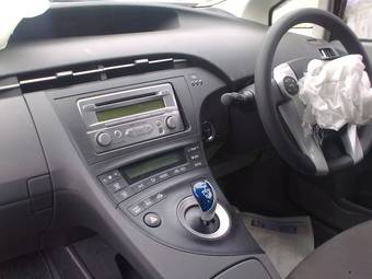 2010 Toyota Prius Photos