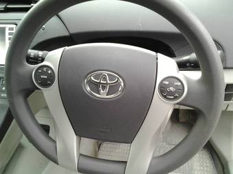 2011 Toyota Prius Pictures