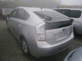 2011 Toyota Prius Pictures