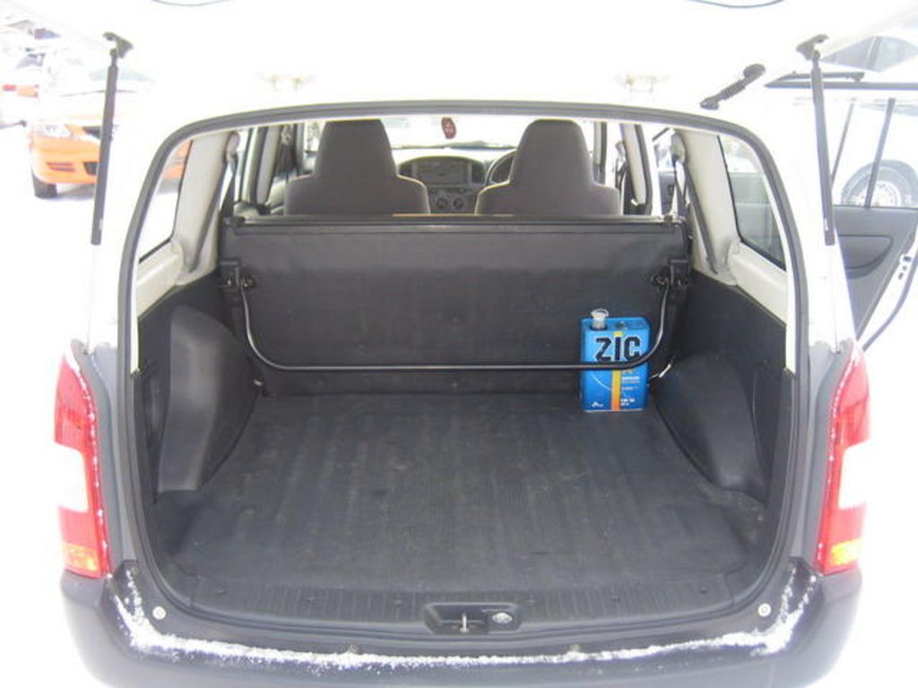 2002 Toyota Probox