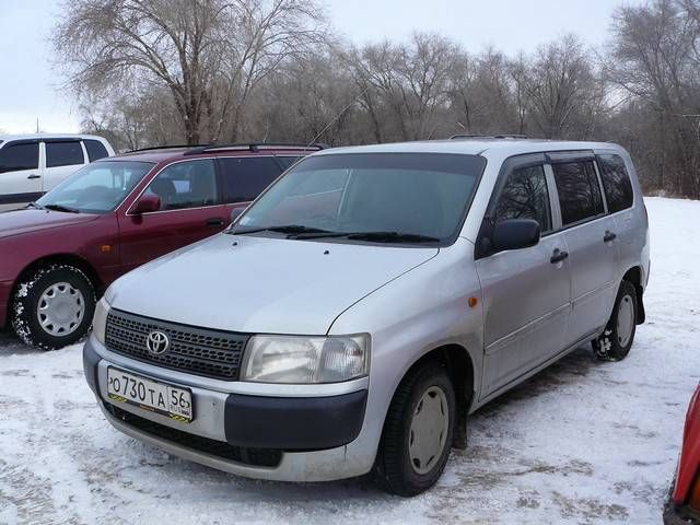 2002 Toyota Probox