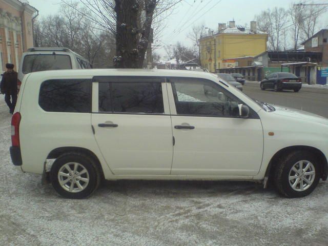 2002 Toyota Probox