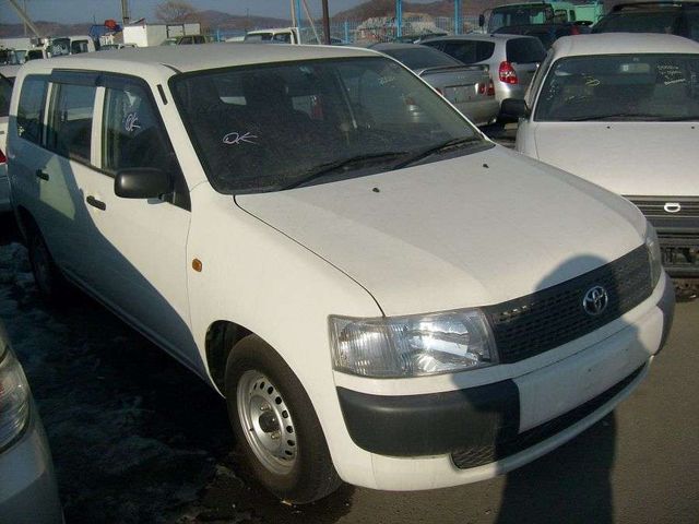 2002 Toyota Probox