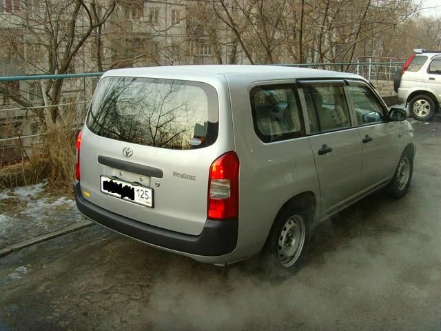 2002 Toyota Probox