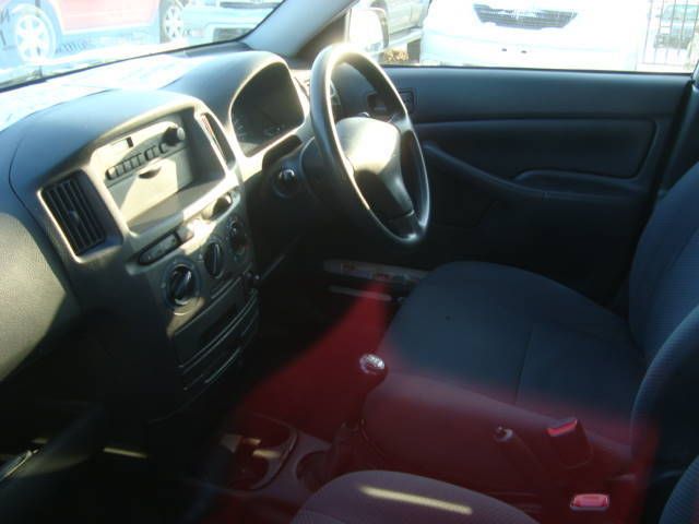 2002 Toyota Probox