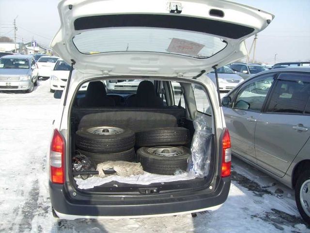 2002 Toyota Probox