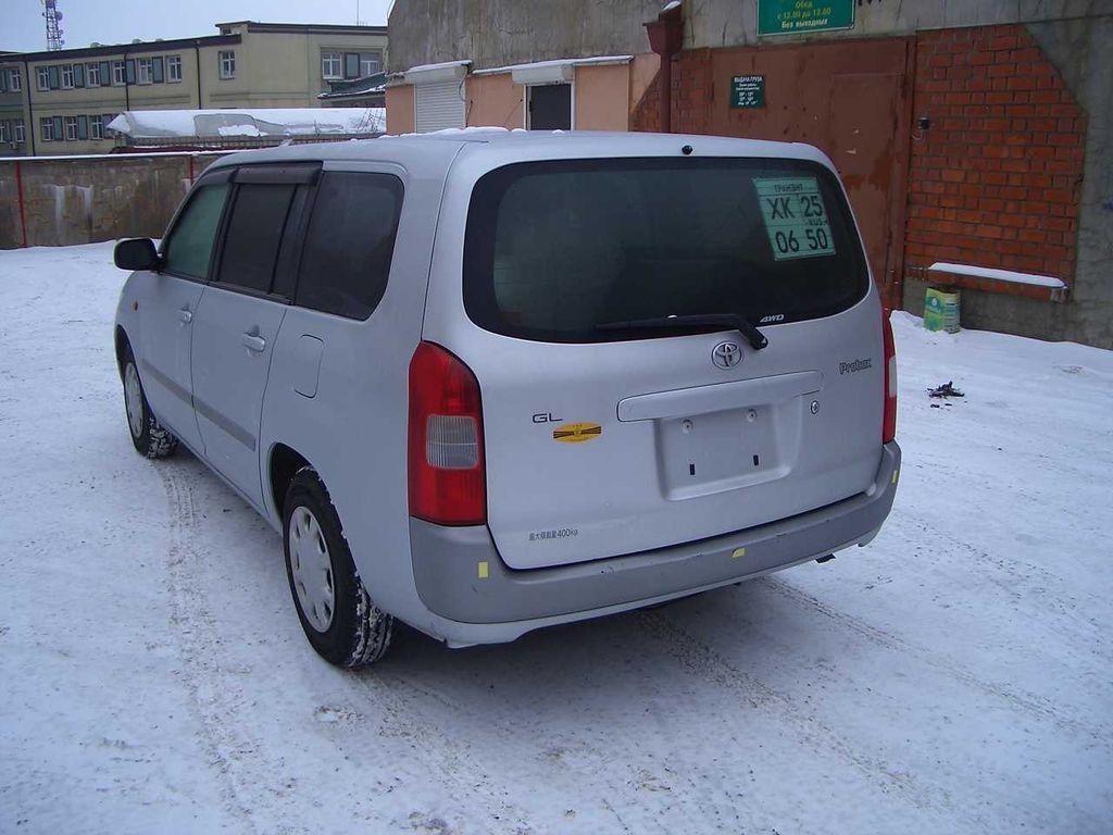 2002 Toyota Probox