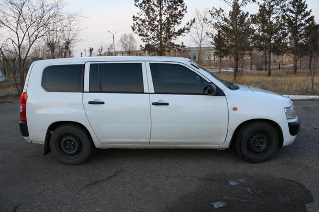 2002 Toyota Probox