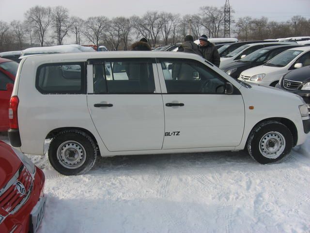 2002 Toyota Probox
