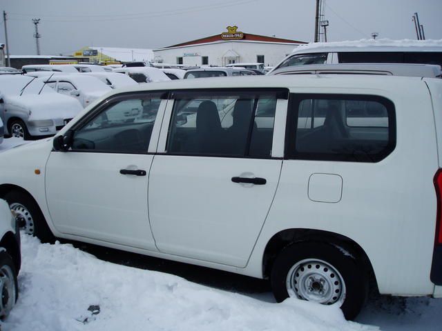 2002 Toyota Probox