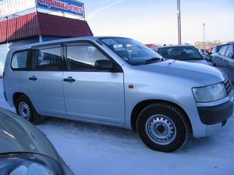 2002 Toyota Probox Photos