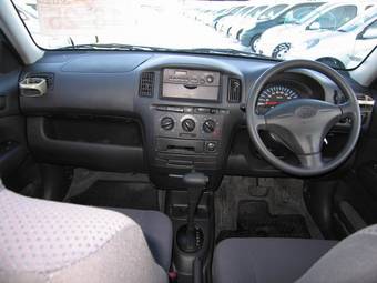 2002 Toyota Probox Photos