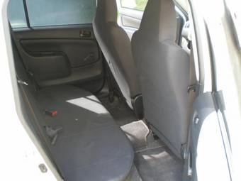 2002 Toyota Probox Pictures