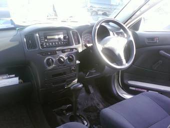 2002 Toyota Probox Photos