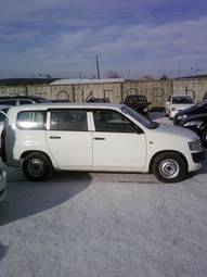 2002 Toyota Probox Pictures