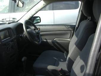 2002 Toyota Probox Photos