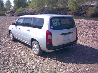 2002 Toyota Probox Photos