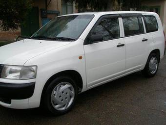 2002 Toyota Probox Photos