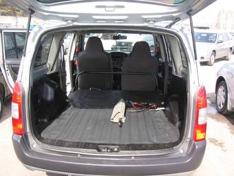 2002 Toyota Probox Photos