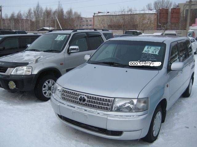 2003 Toyota Probox