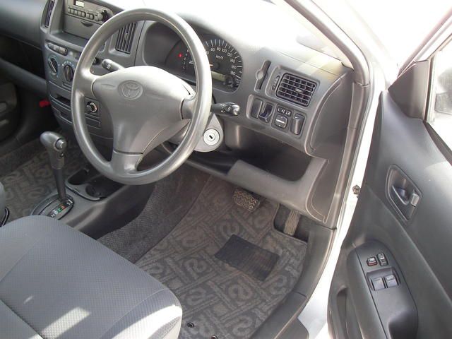 2003 Toyota Probox