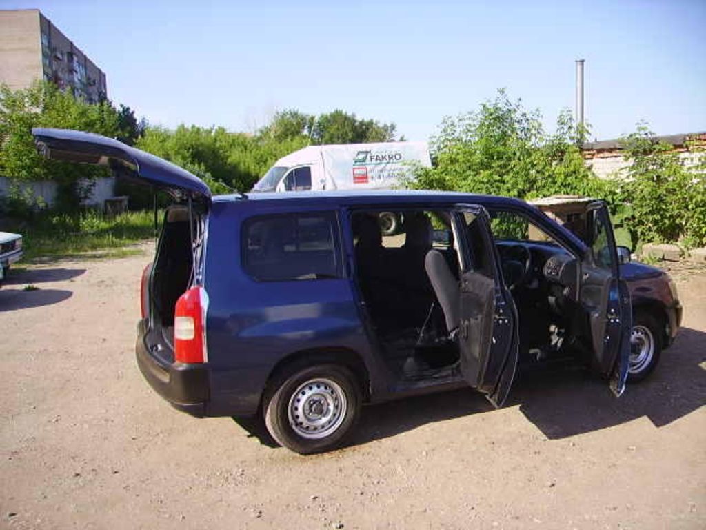 2003 Toyota Probox