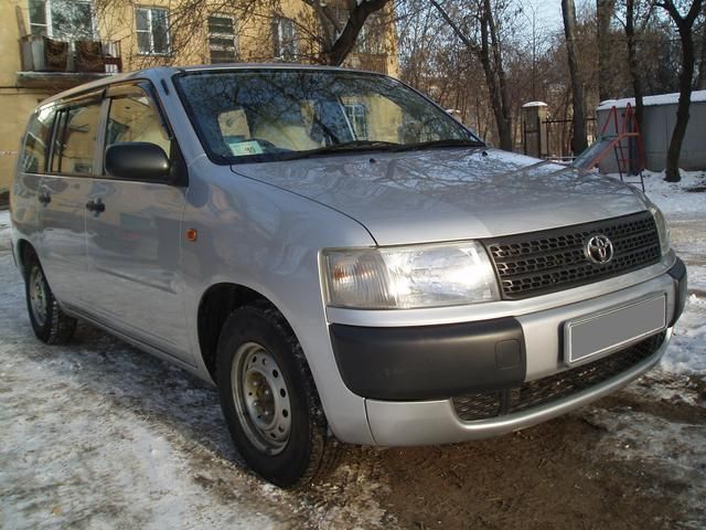 2003 Toyota Probox