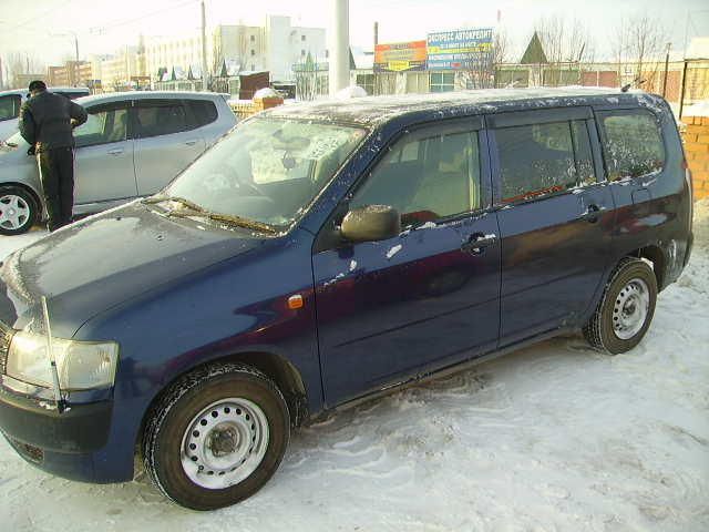 2003 Toyota Probox