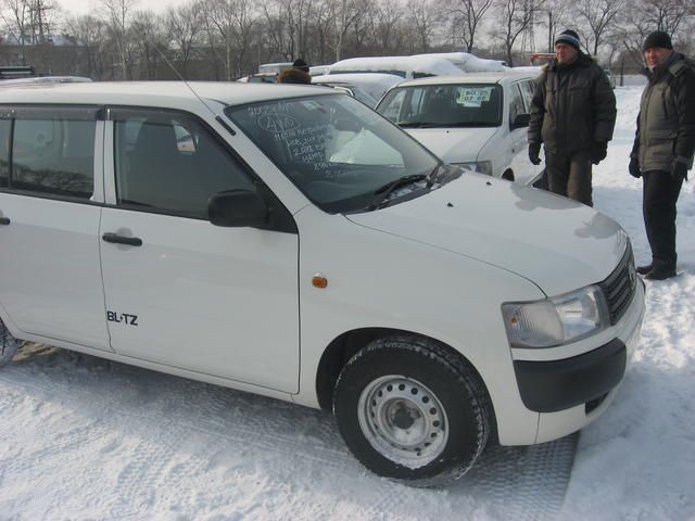 2003 Toyota Probox