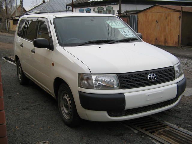 2003 Toyota Probox