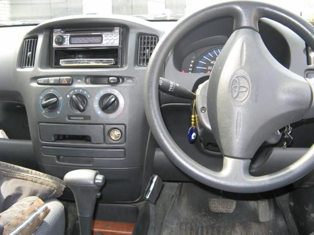 2003 Toyota Probox