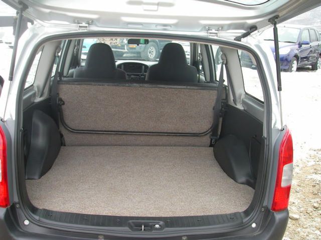 2003 Toyota Probox
