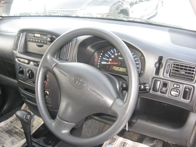 2003 Toyota Probox