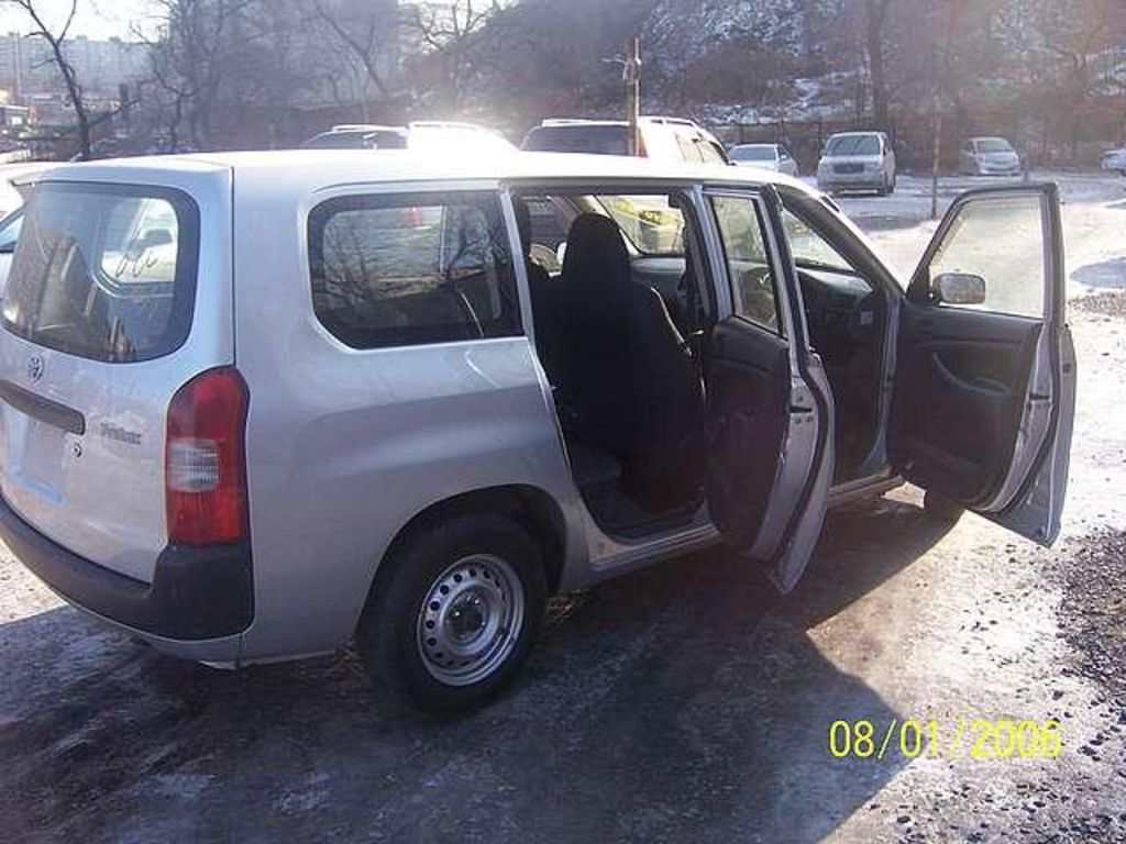 2003 Toyota Probox