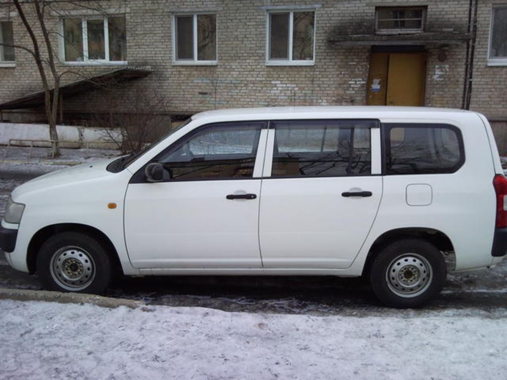 2003 Toyota Probox