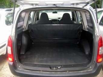 2003 Toyota Probox Pictures