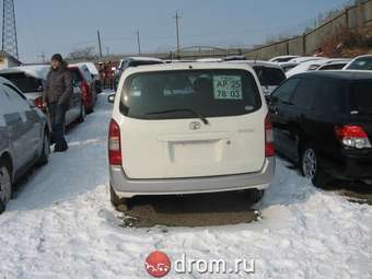 2003 Toyota Probox Images
