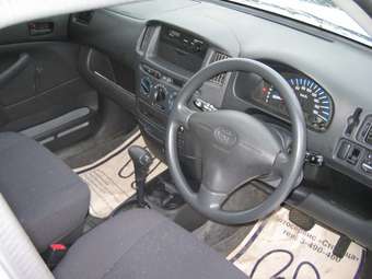 2003 Toyota Probox Pictures