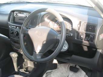 2003 Toyota Probox Images