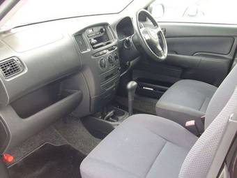 2003 Toyota Probox Photos