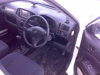 2003 Toyota Probox Photos