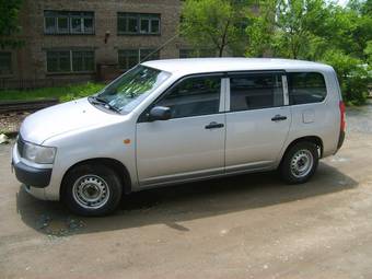 2003 Toyota Probox Photos